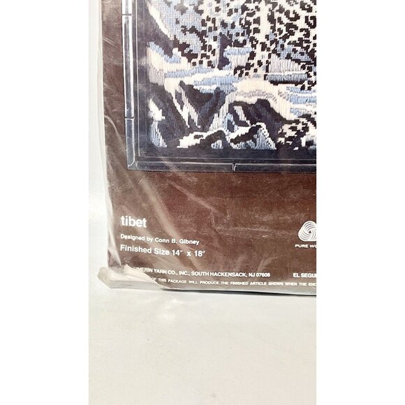 Snow Leopard Tibet Spinnerin Needlepoint Kit  Conn Gibney 14 x 18" NP248 Vintage - Picture 3 of 4
